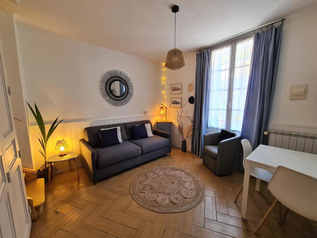 Chambres D'Hotes Et Gites- L'Abri Sous Roche Tautavel Exterior foto